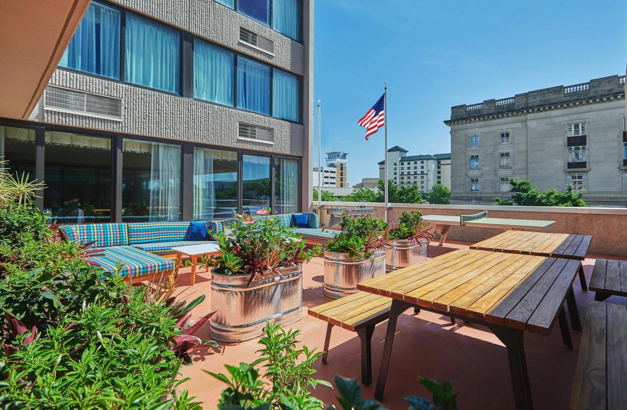 Graduate Lincoln Hotel Exterior foto